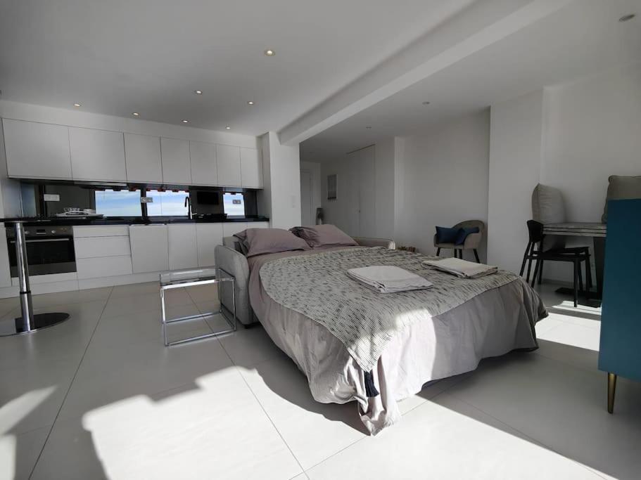 Appartement Vue T2 61m²+ Parking